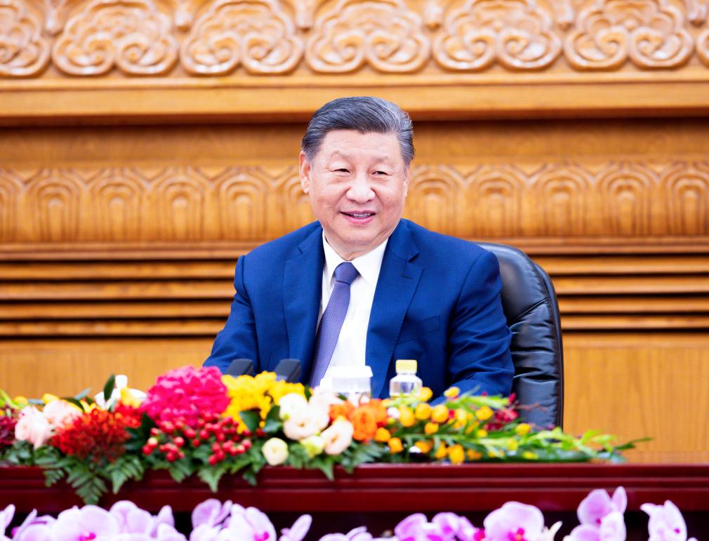 Xi stresses giving play to unique role of people-to-people diplomacy