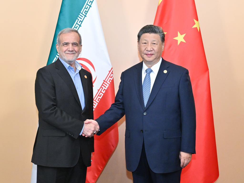 Xi says China to develop friendly cooperation with Iran despite int'l situation changes