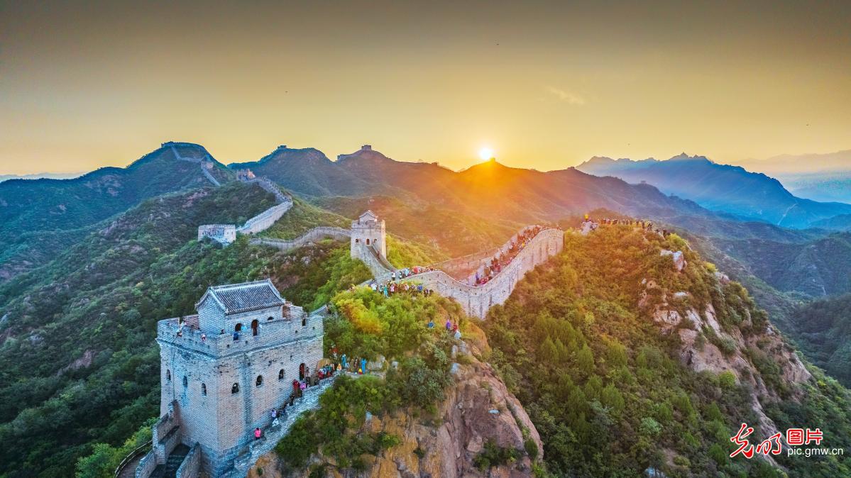 Scenic sunrise at Great Wall