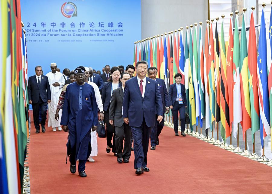 Xi calls for building all-weather China-Africa community with shared future for new era