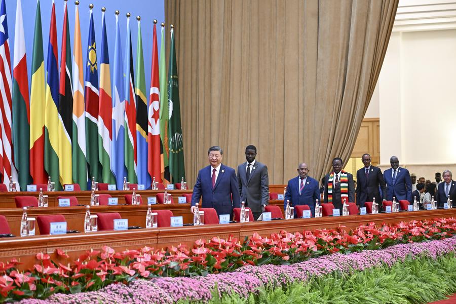 Xi calls for building all-weather China-Africa community with shared future for new era