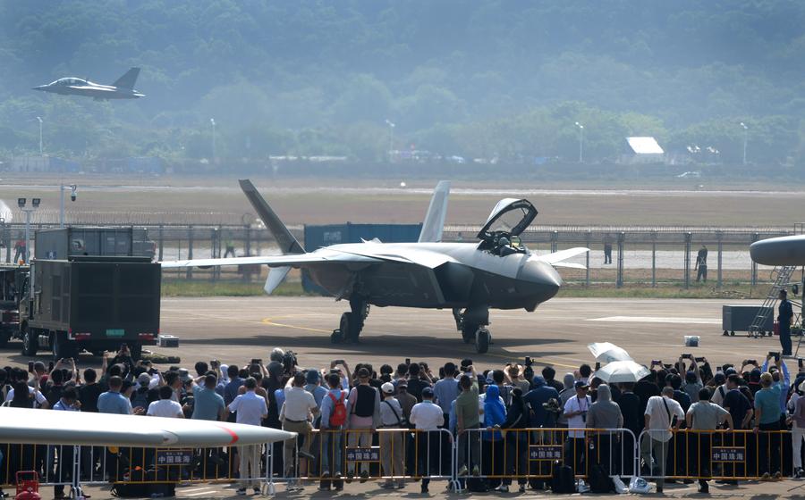 FOCUS | Stealth fighter jets from China and Russia stage performance during Airshow China in Zhuhai