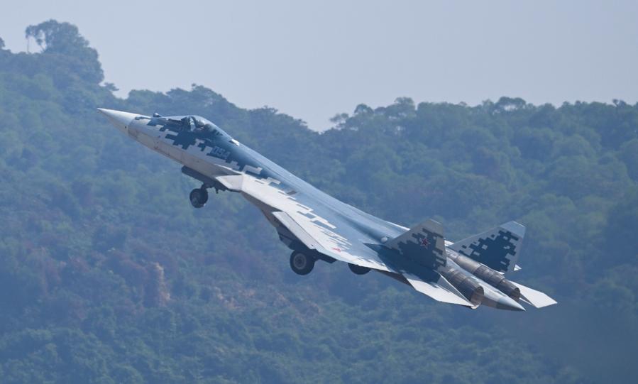 FOCUS | Stealth fighter jets from China and Russia stage performance during Airshow China in Zhuhai