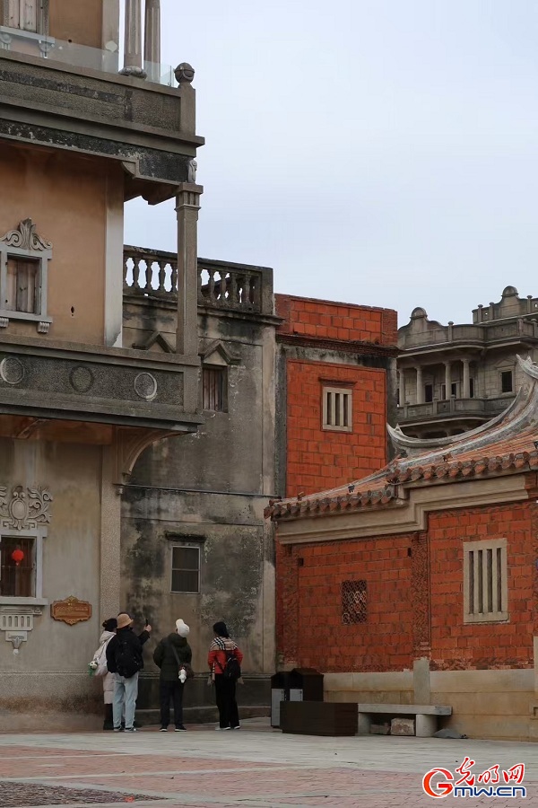 Traditional village in SE China's Fujian shows historical tapestry of Minan architecture and culture