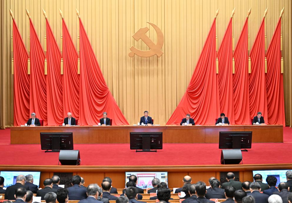 Xi stresses winning tough, protracted battle against corruption