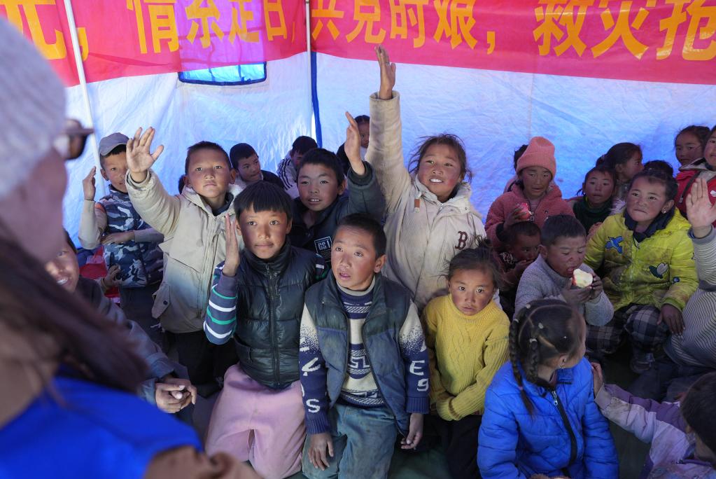 Touching moment: All-out rescue efforts in quake-hit Xizang