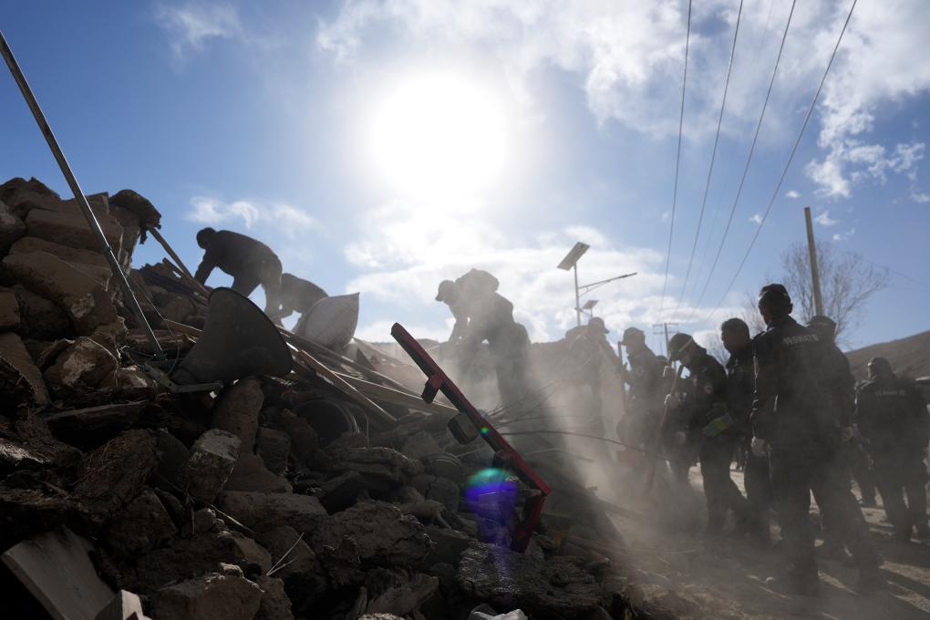 Touching moment: All-out rescue efforts in quake-hit Xizang