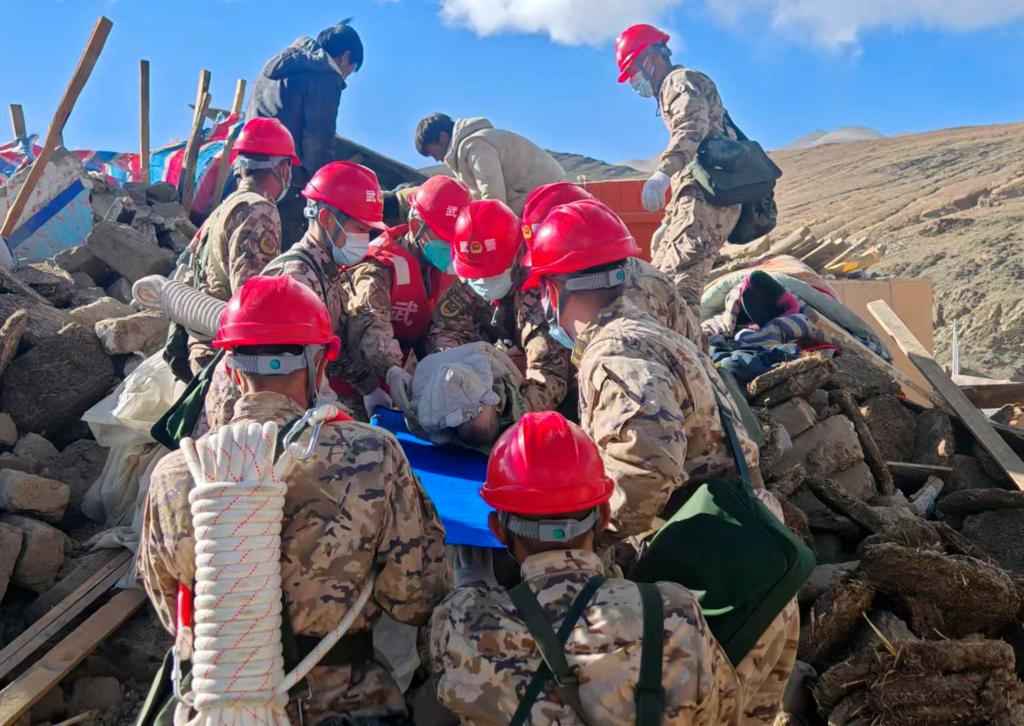 Touching moment: All-out rescue efforts in quake-hit Xizang