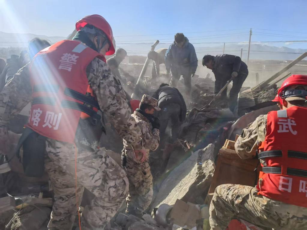 Touching moment: All-out rescue efforts in quake-hit Xizang