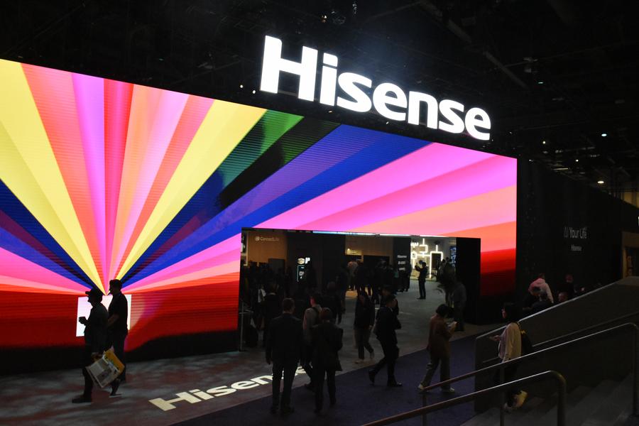 Chinese display technologies draw crowds at CES 20253