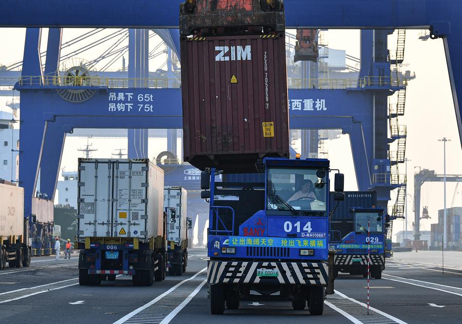 HainanOutlook | Annual container throughput of Yangpu port exceeds two million TEUs