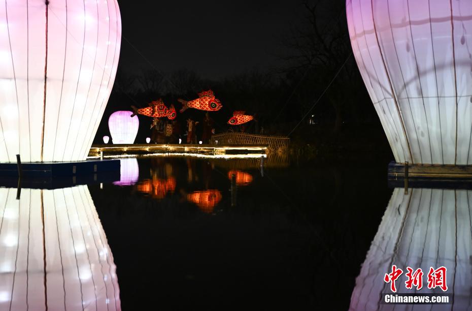 Lanterns seen to celebrate Spring Festival in E China’s Zhejiang Province