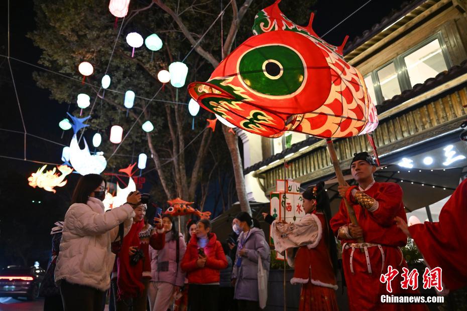 Lanterns seen to celebrate Spring Festival in E China’s Zhejiang Province