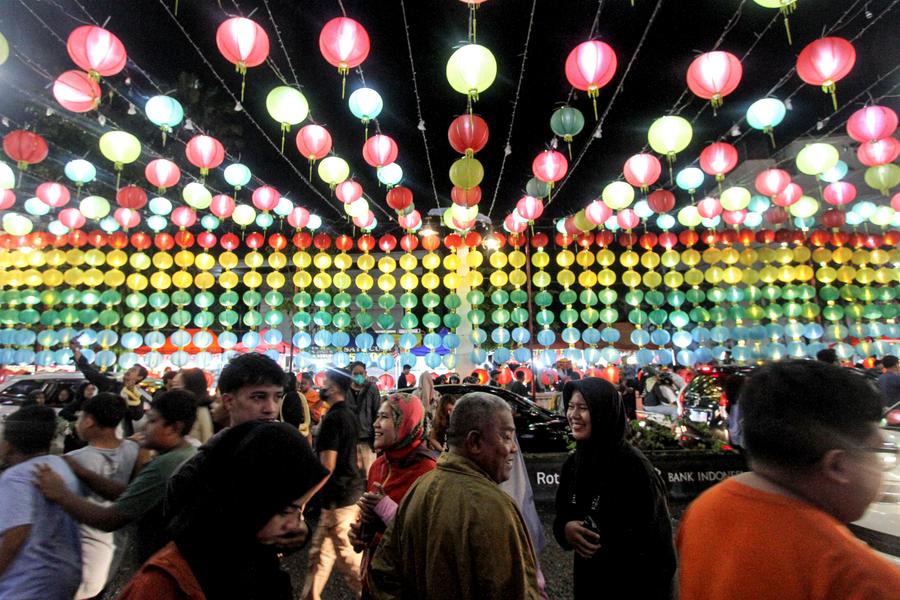 Chinese New Year celebrated around Asia