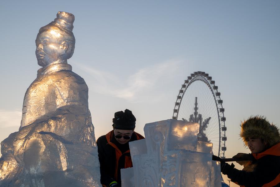 Chinese ice sculptures captivate global audience