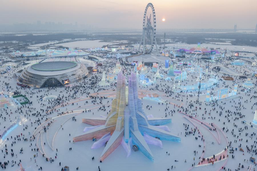 Chinese ice sculptures captivate global audience