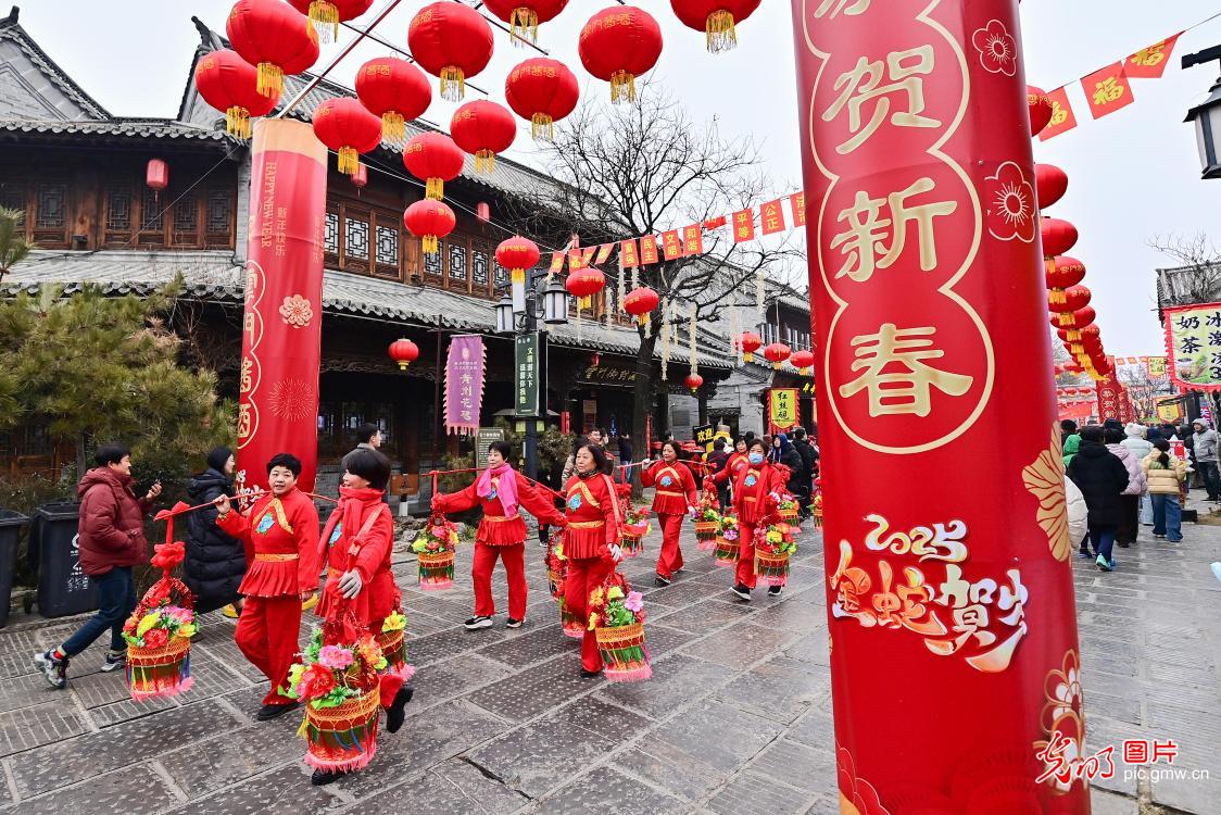 Folk performances to celebrate Spring Festival in E China’s Shandong