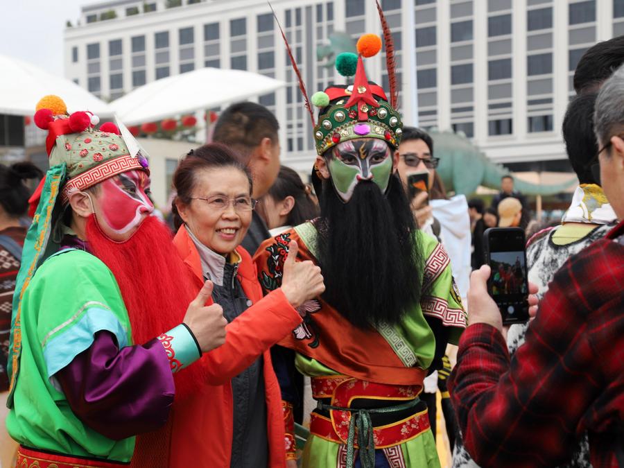 Celebrating Spring Festival with Yingge dance in south China's Guangdong