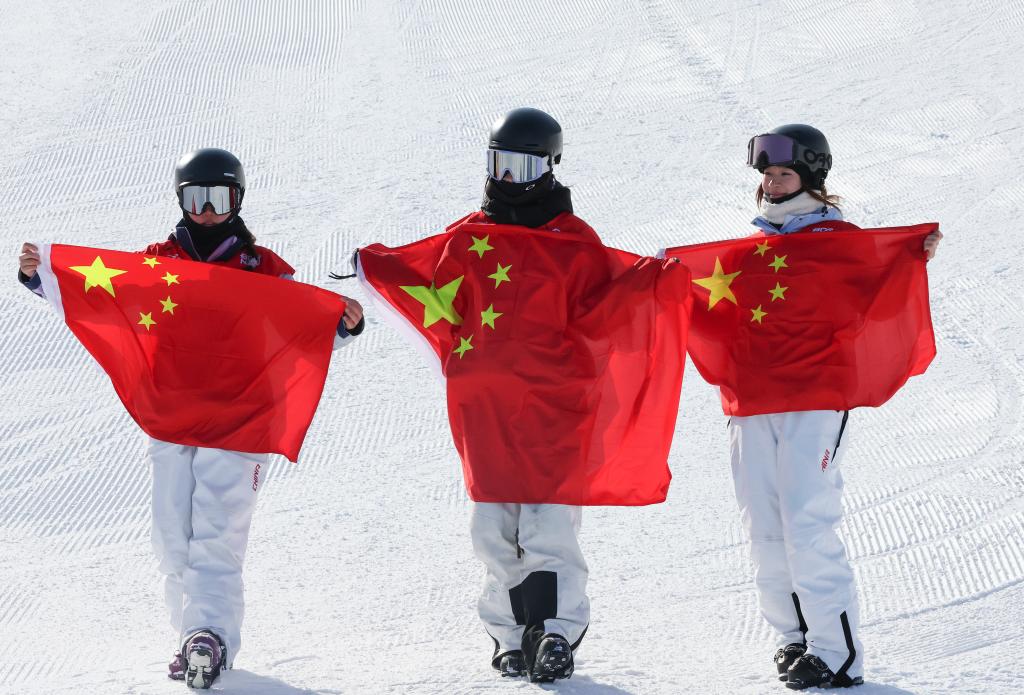 Roundup: China sets new medal record, Thailand wins first-ever medal at Asian Winter Games