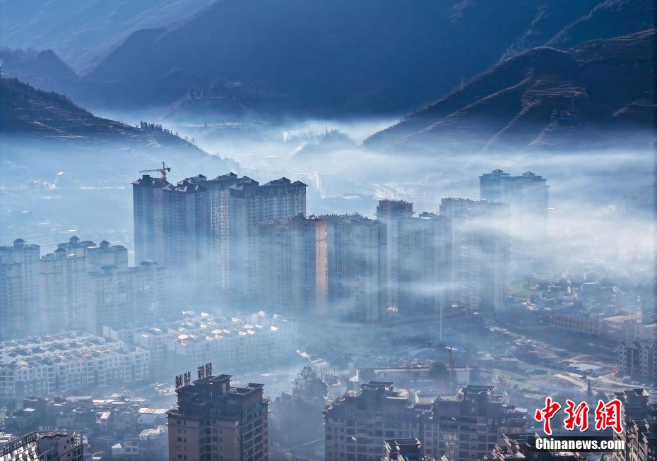 Aerial view of sea of clouds in SW China’s Guizhou Province