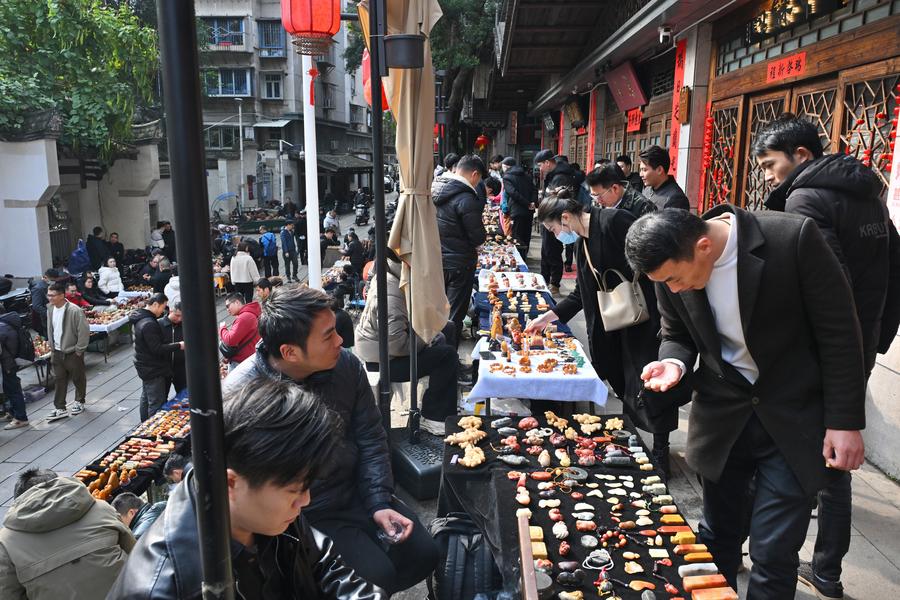 12月10日北向資金成交2543.83億元 占滬深兩市總成交額的11.56%