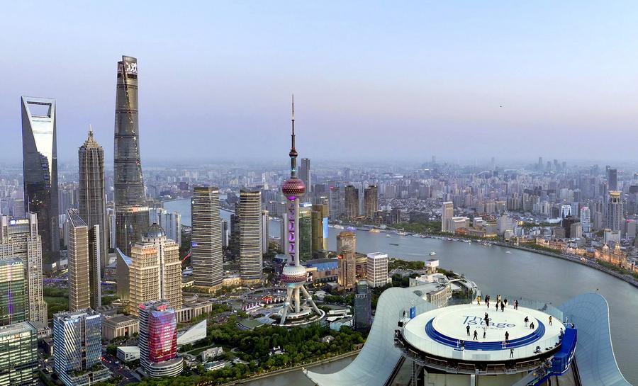 China draws foreign investment as 