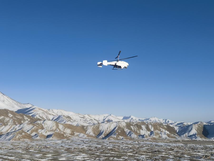 Sky-high thrills amid Xinjiang's low-altitude tourism