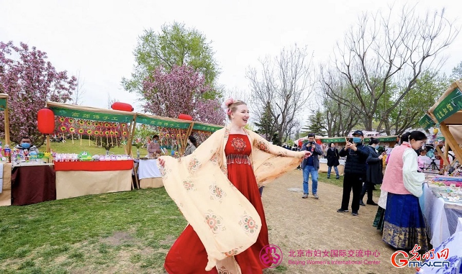 Beijing Women and Children Development Demonstration Base: Beijing Garden of World’s Flowers