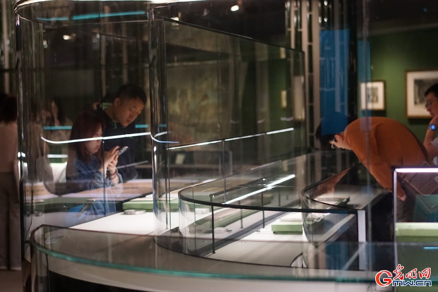 Palace Museum traces history through garden-themed exhibition