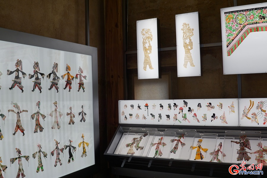 Traditional shadow puppetry breathes new life at Pingshan Changshou Drama Valley