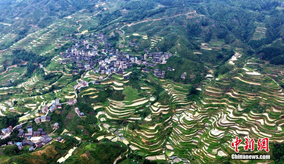 Picturesque scenery of terraces in S China’s Guangxi