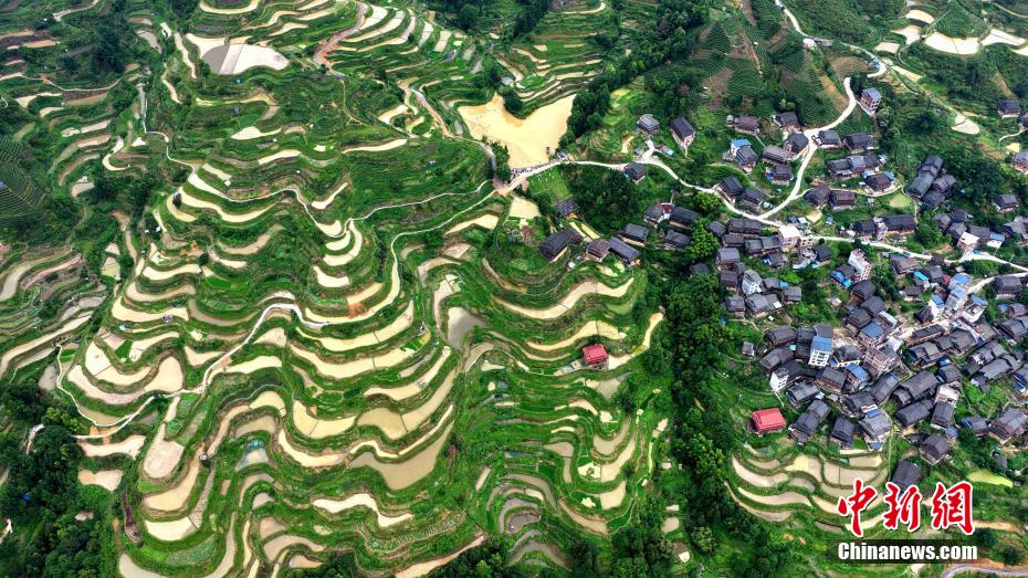 Picturesque scenery of terraces in S China’s Guangxi