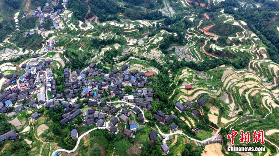 Picturesque scenery of terraces in S China’s Guangxi