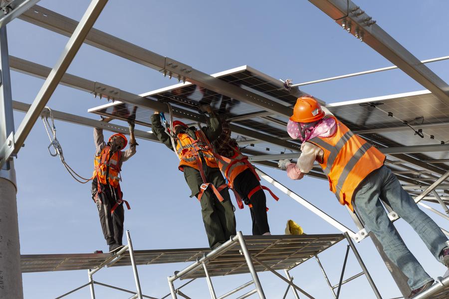 Photovoltaic projects transform sandy terrain into 