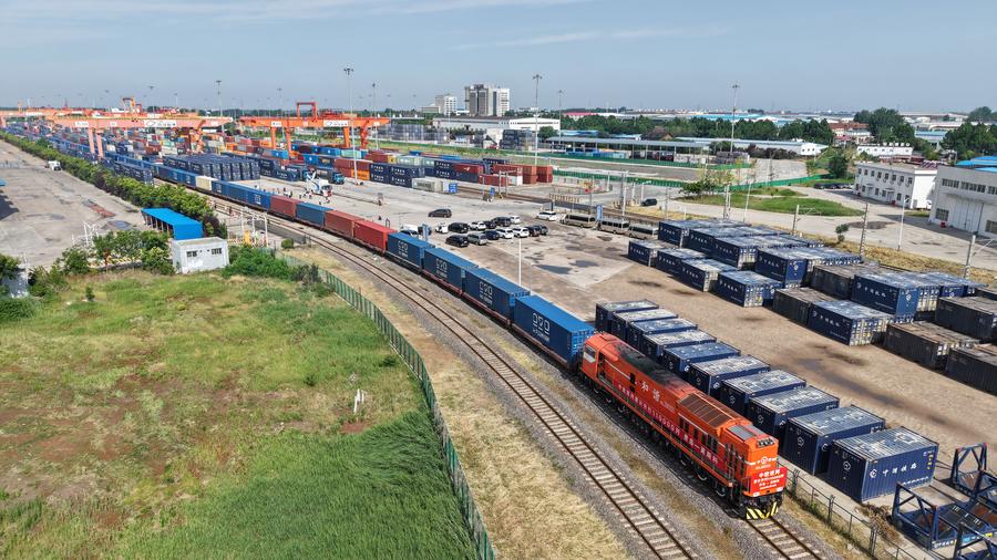 110,000 trips: China-Europe freight train service embraces new progress