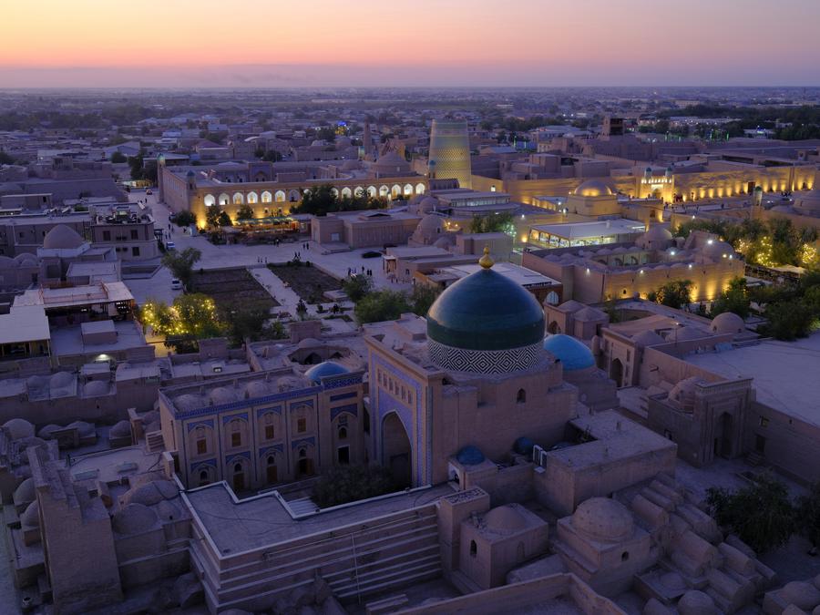 Along ancient Silk Road, Xi cultivates new bonds with Central Asia