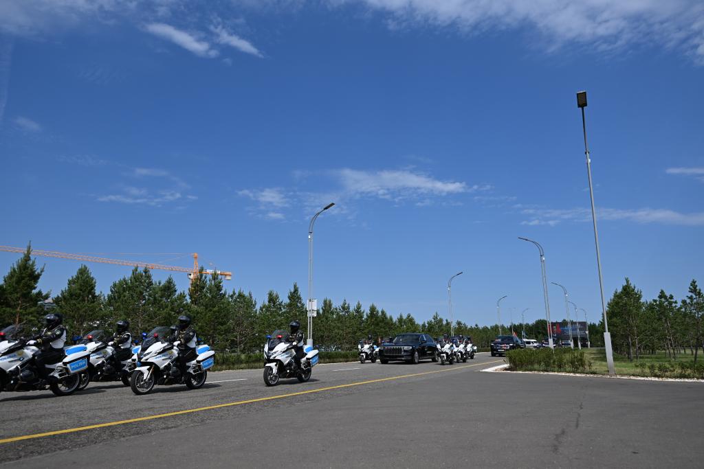 Xi leaves Astana after attending 2nd China-Central Asia Summit