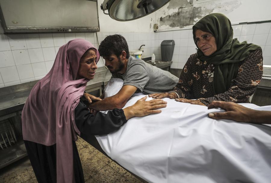 Assault on Gaza continues amid lack of food, fuel, medical supplies: UN