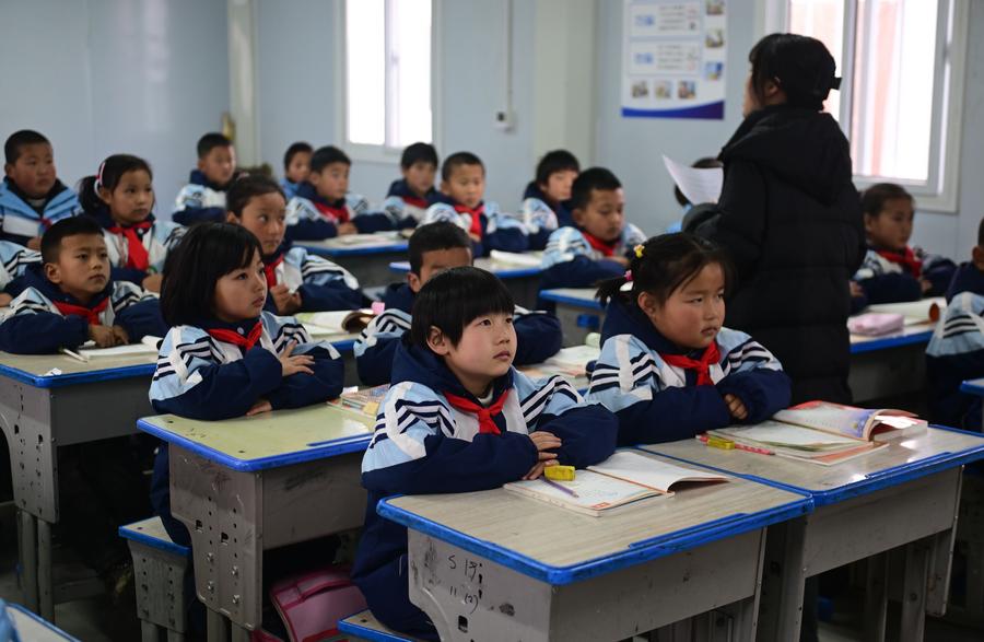 Scientists join classrooms to inspire teenagers to become innovators