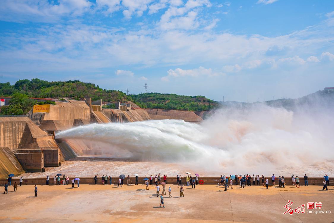 Yellow River water and sediment regulation boosts tourism at Xiaolangdi