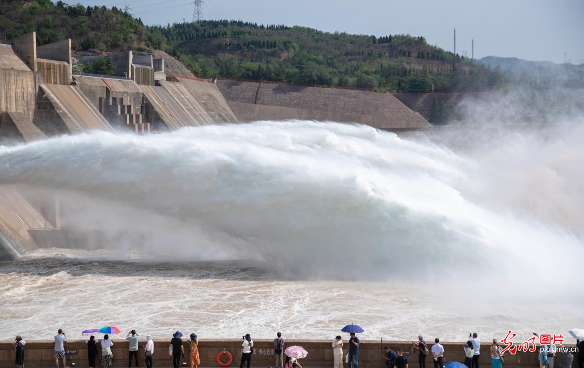 Yellow River water and sediment regulation boosts tourism at Xiaolangdi