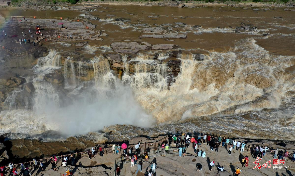 In pics: Hukou Waterfall in N China's Shanxi