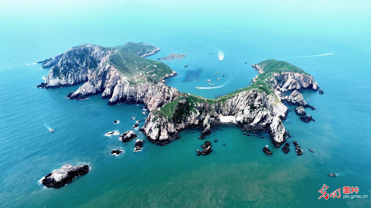 Hidden island paradise of four islets off east China's Fujian coast