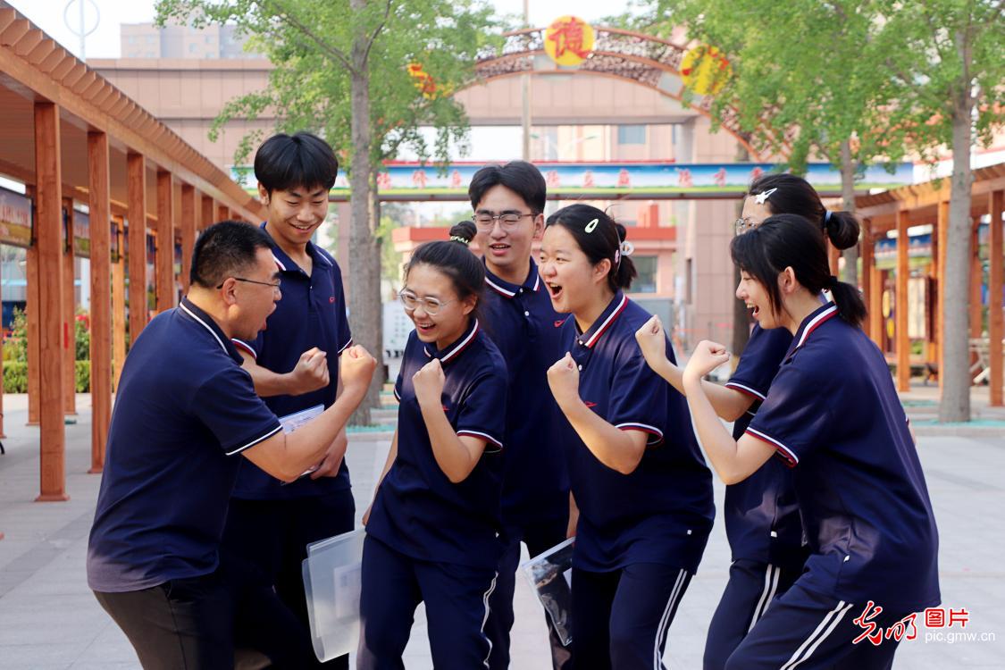 Millions of students across China begin national college entrance exam