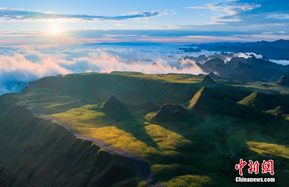 Picturesque scenery of sea of clouds in SW China’s Guizhou