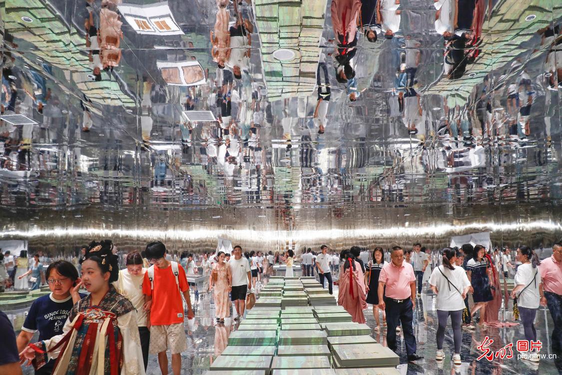 Immersive museum visits bring ancient Chinese culture to life during summer holidays