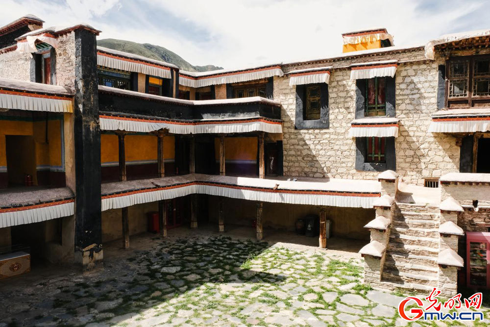 Glorious 60 Years ? Our Homeland | A glimpse of rural life in Qangkyim Village, SW China's Xizang