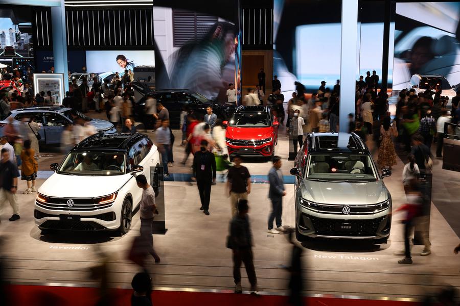 German carmakers hit by U.S. tariffs, eye closer China-EU cooperation