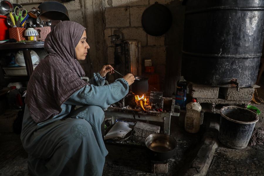 Gaza's lifeline frays as aid workers become refugees themselves
