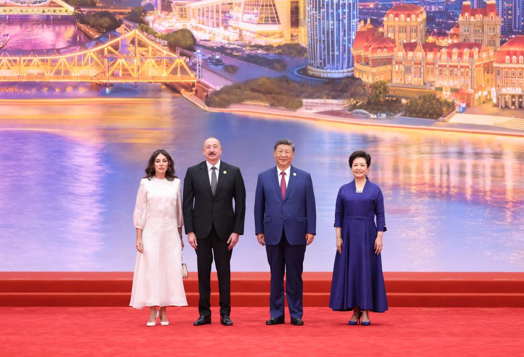 Xi says SCO bears greater responsibilities for peace, development